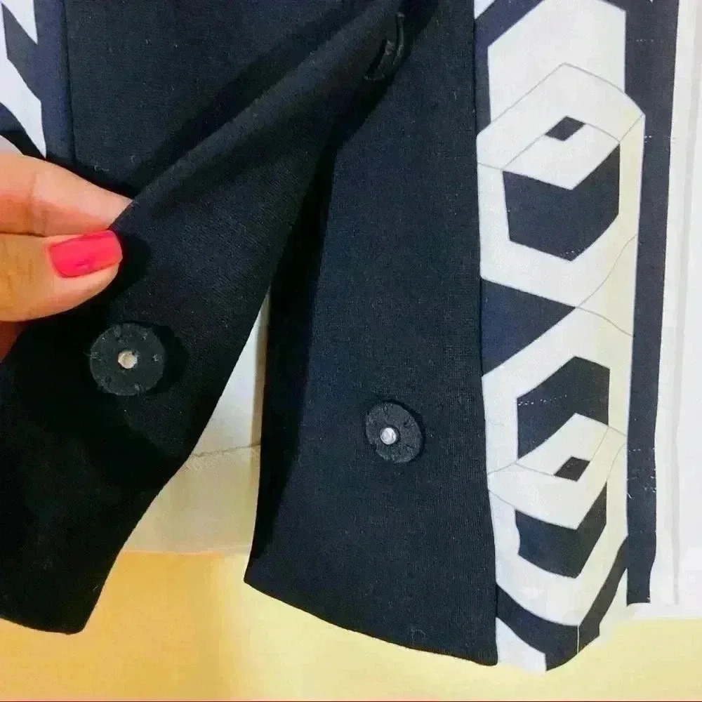 Diane Von Furstenberg Black/White Pleated Geometric Thick‎ Band Lined Mini Skirt - Picture 8 of 16